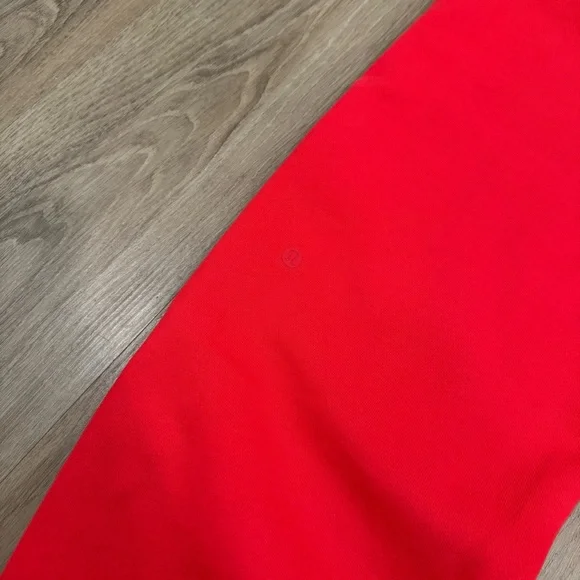 Lululemon Scuba Mid-Rise Oversized Jogger *Regular - Picture 4 of 8